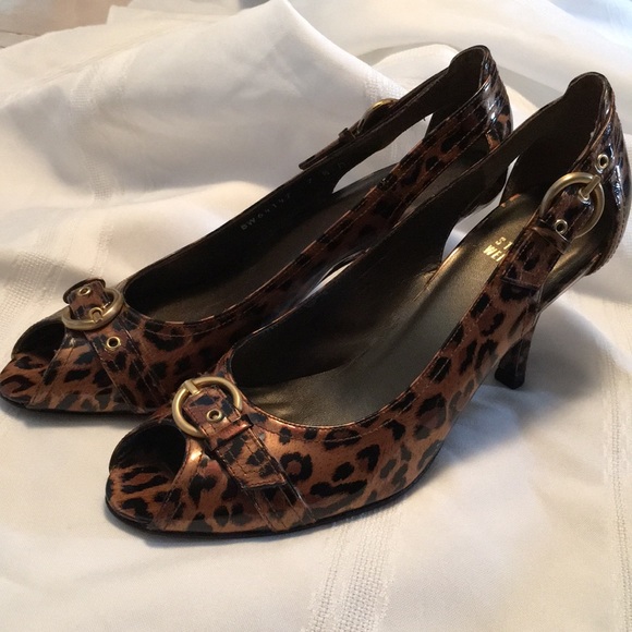 Stuart Weitzman Shoes - Stuart Weitzman leopard print shoes heels size 7.5
